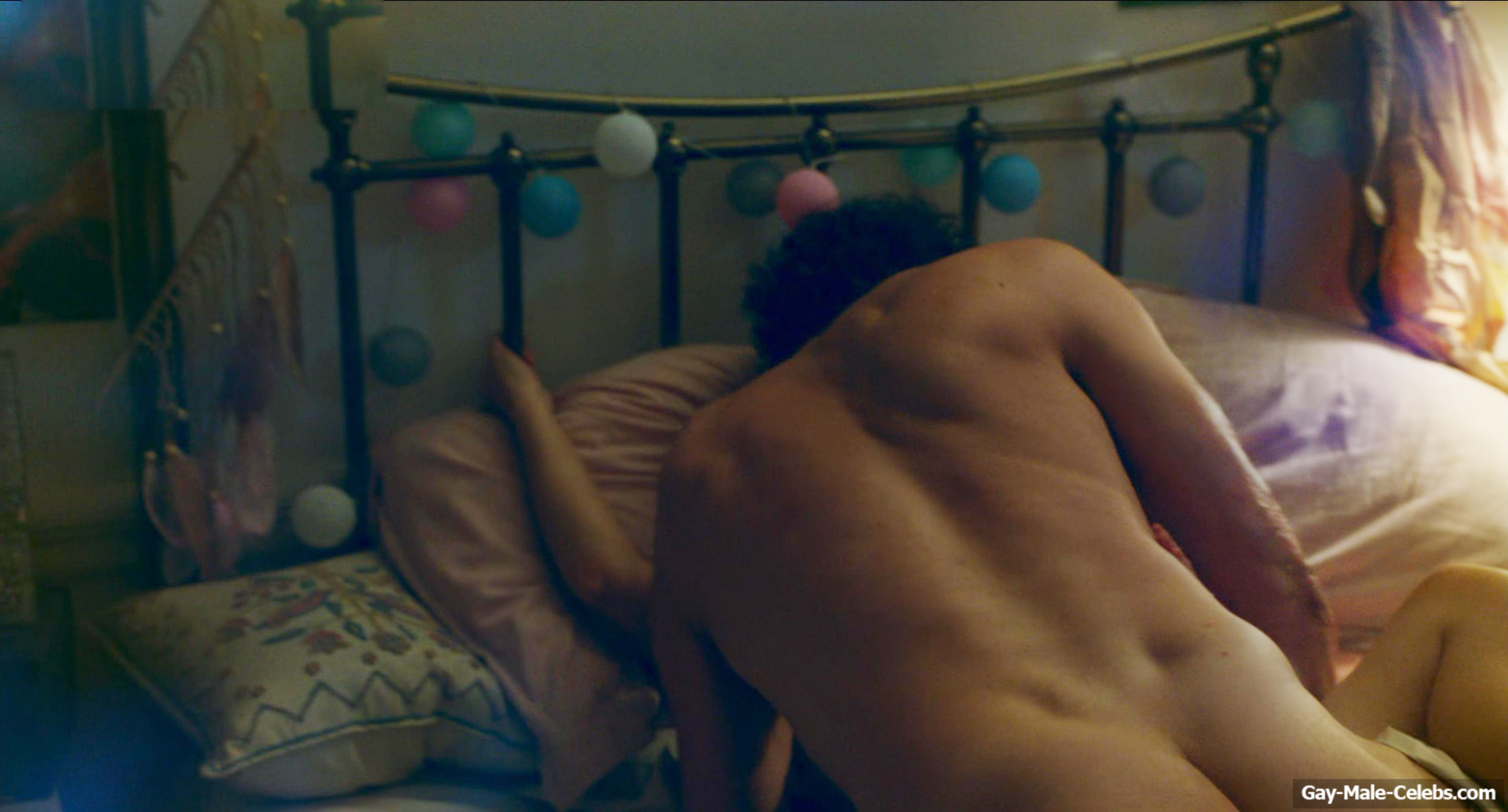 Tom Bateman nude in Behind Her Eyes