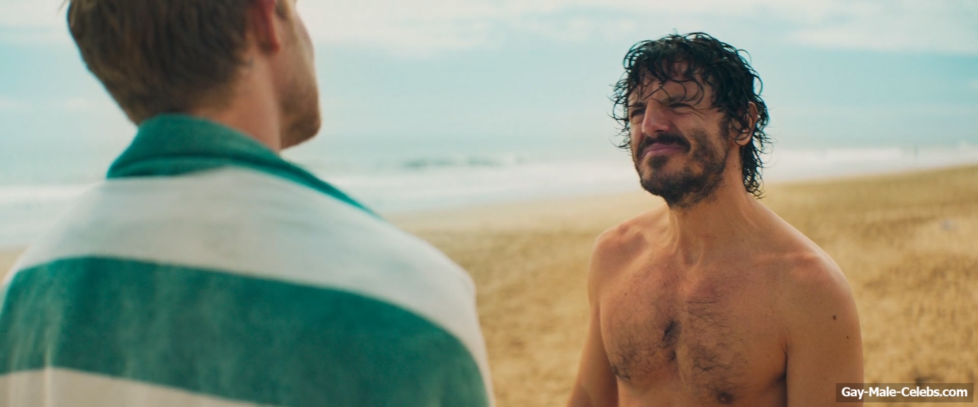 Freddie Dennis and Jaime Zatarain Frontal Nude And Gay Sex in A una isla de ti