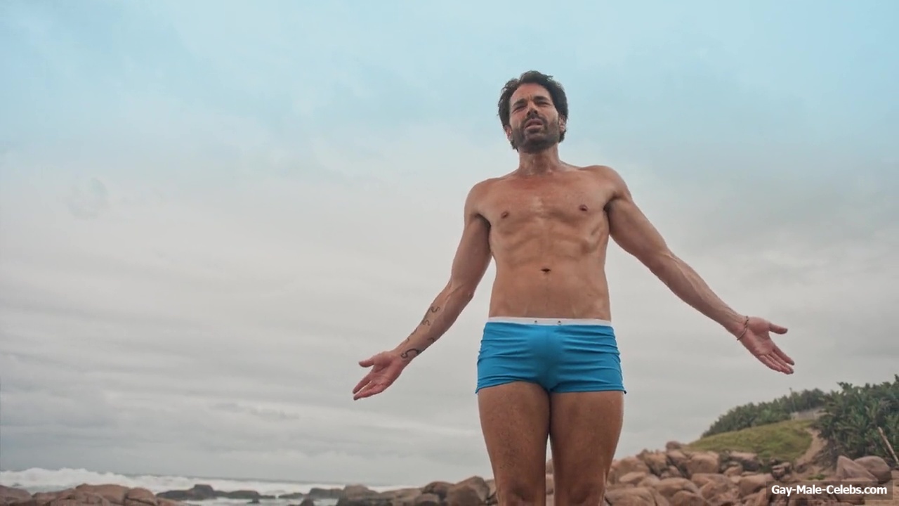 Jerry OConnell Tim Rozon and Chris van Rensburg Shirtless And Cock Bulge Scenes in Summers Last Resort