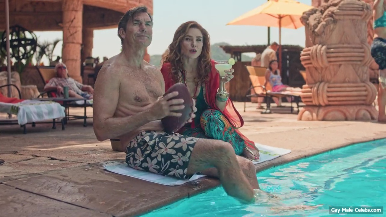 Jerry OConnell Tim Rozon and Chris van Rensburg Shirtless And Cock Bulge Scenes in Summers Last Resort
