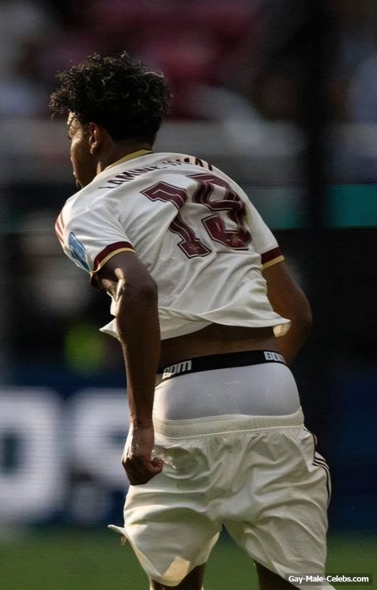 Lamine Yamal Naked Torso And Sexy Underwear Pics