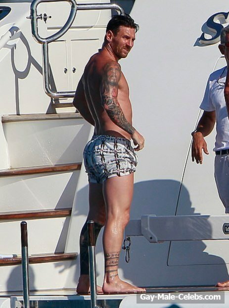Lionel Messi Dick Bulge And Sexy Shirtless Photos