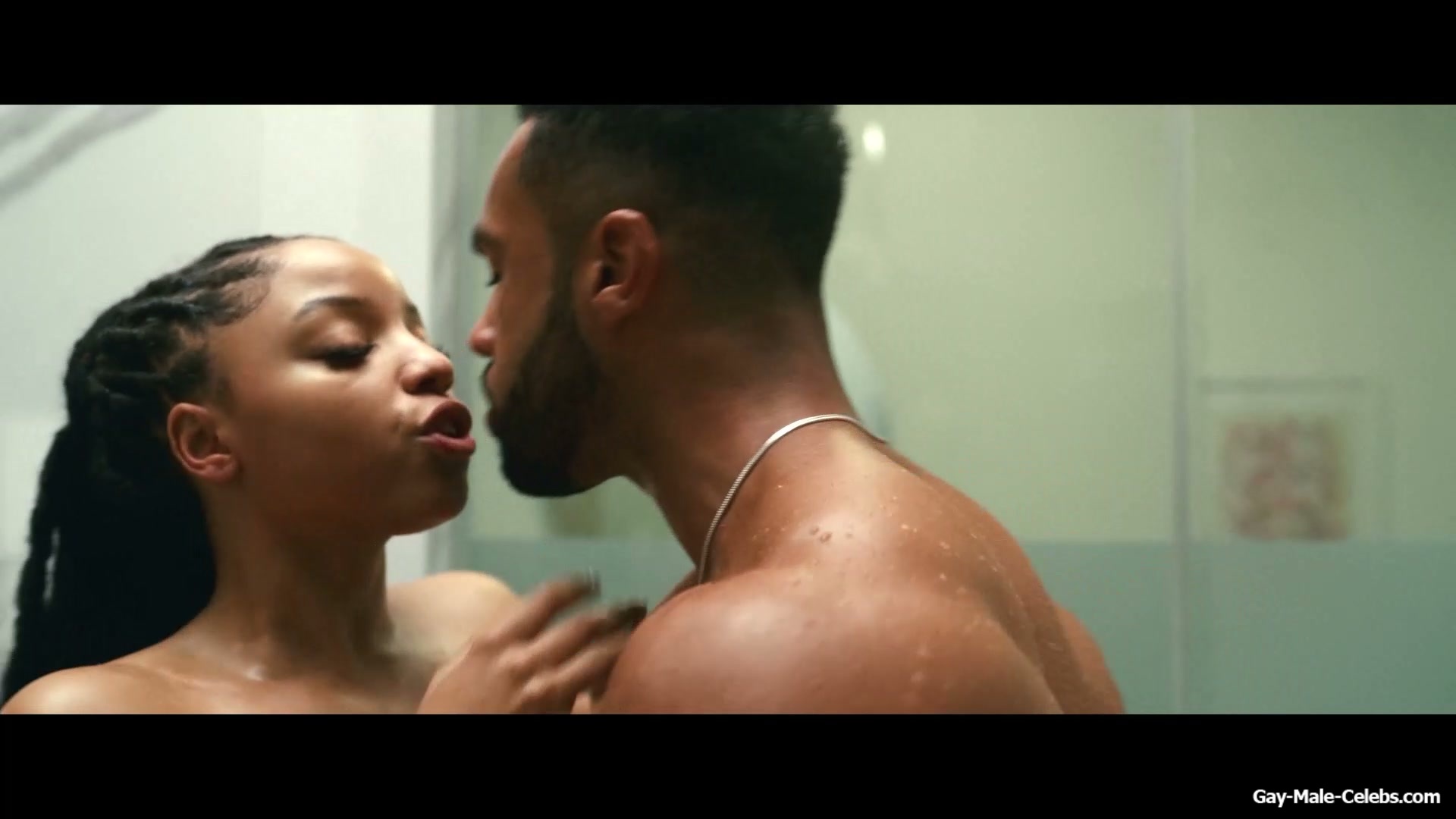 Lucien Laviscount Nude and Straight Sex in Strung