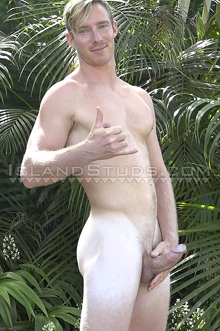 8 Surfer Sandy is Back!