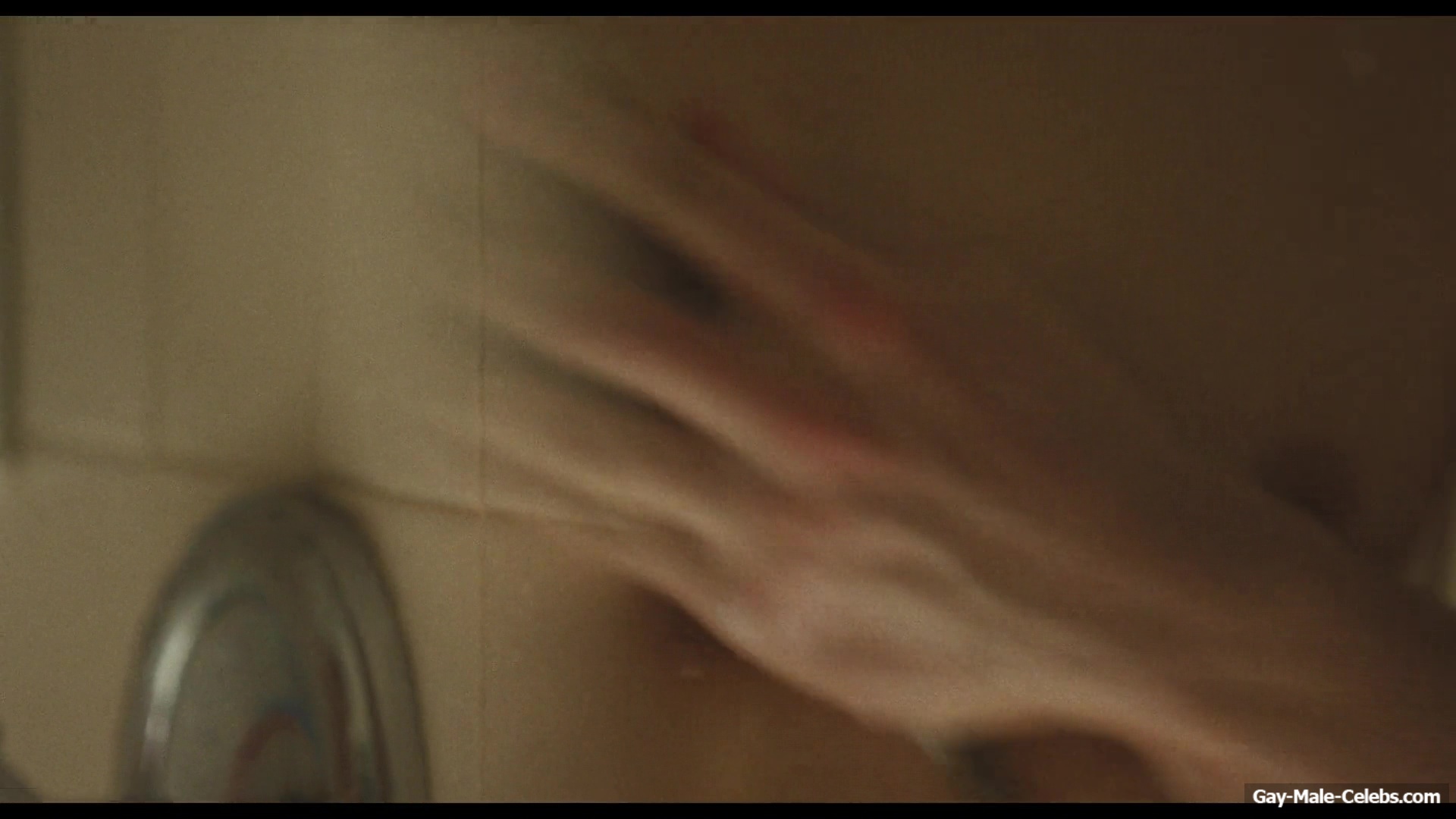 Daniel Dale Nude And Hot Shower Scenes in The Shards