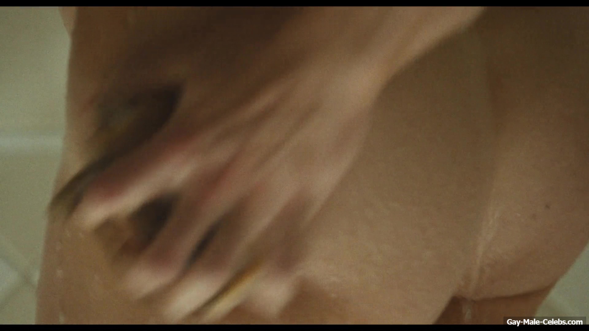 Daniel Dale Nude And Hot Shower Scenes in The Shards