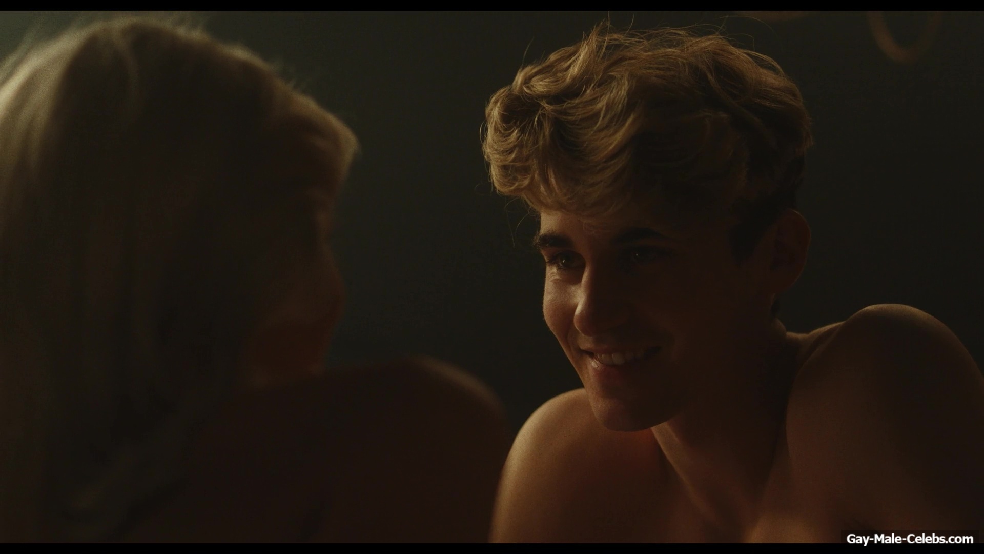 Daniel Dale Nude And Hot Shower Scenes in The Shards