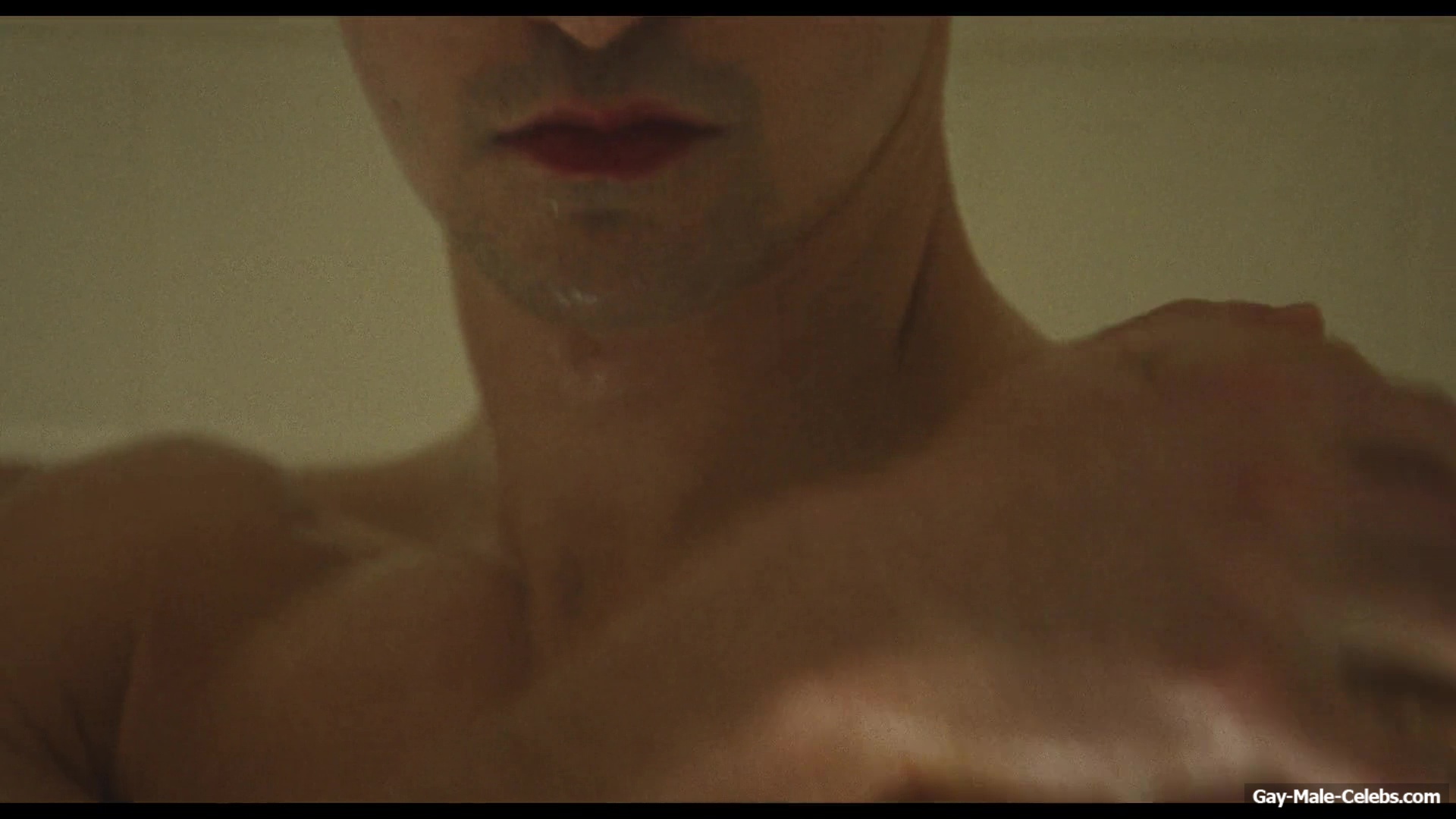 Daniel Dale Nude And Hot Shower Scenes in The Shards