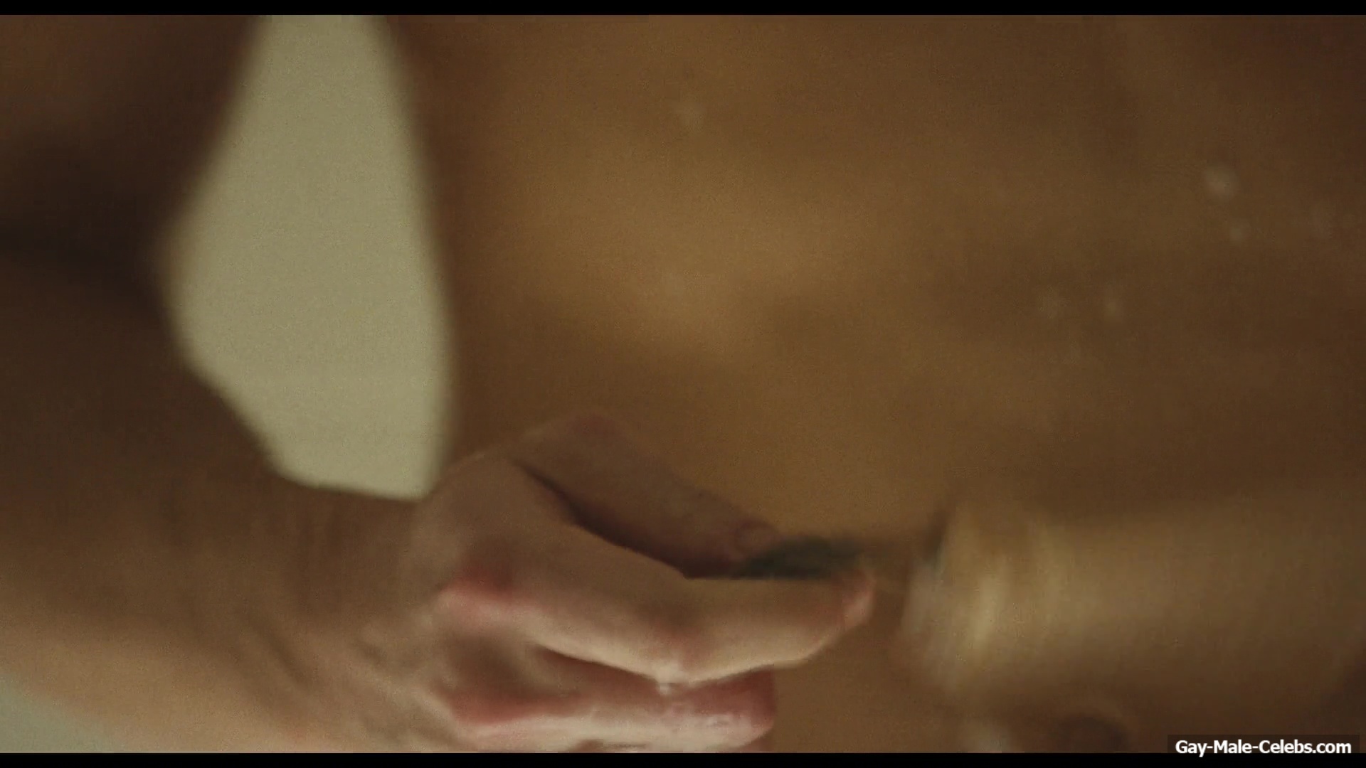Daniel Dale Nude And Hot Shower Scenes in The Shards