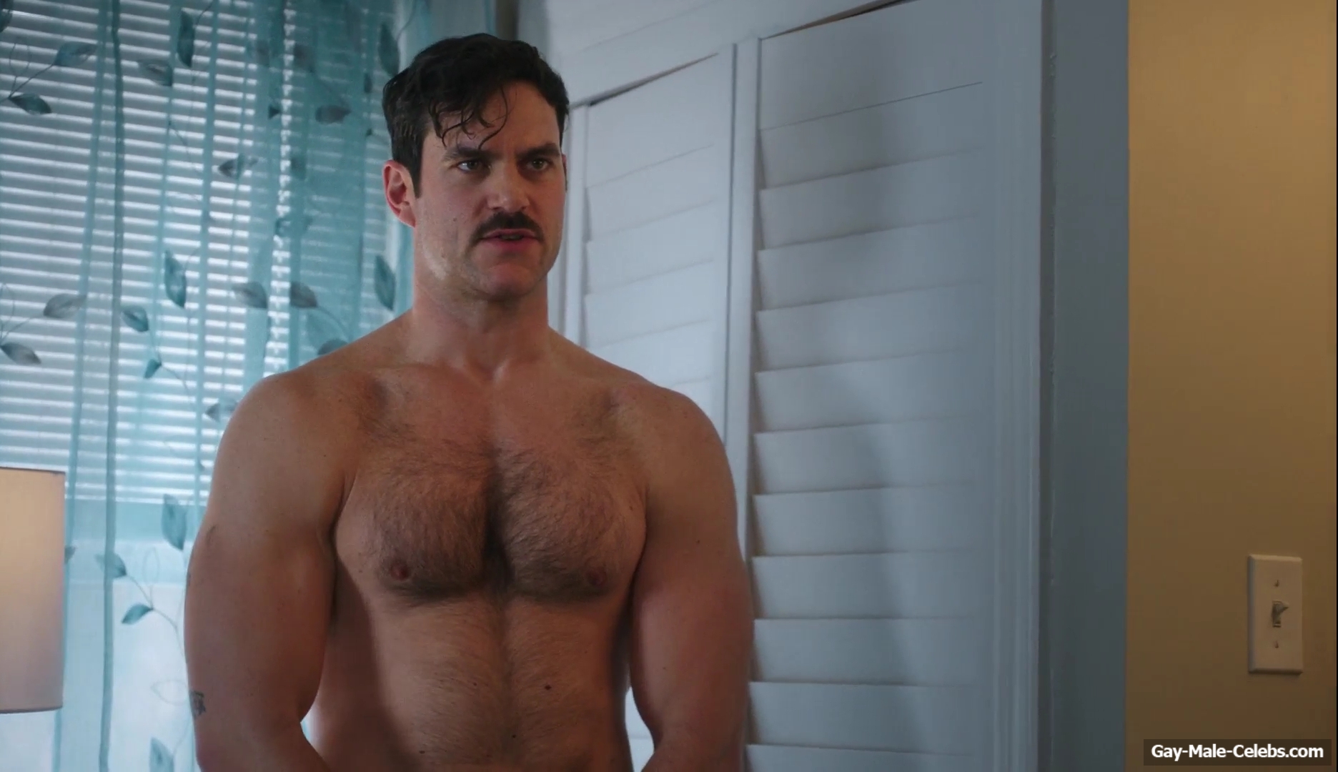 Evan Mulrooney Nude and Exposed His Muscle Ass in Tires