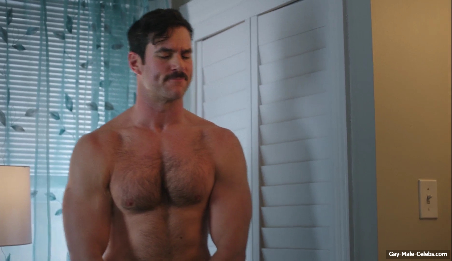 Evan Mulrooney Nude and Exposed His Muscle Ass in Tires