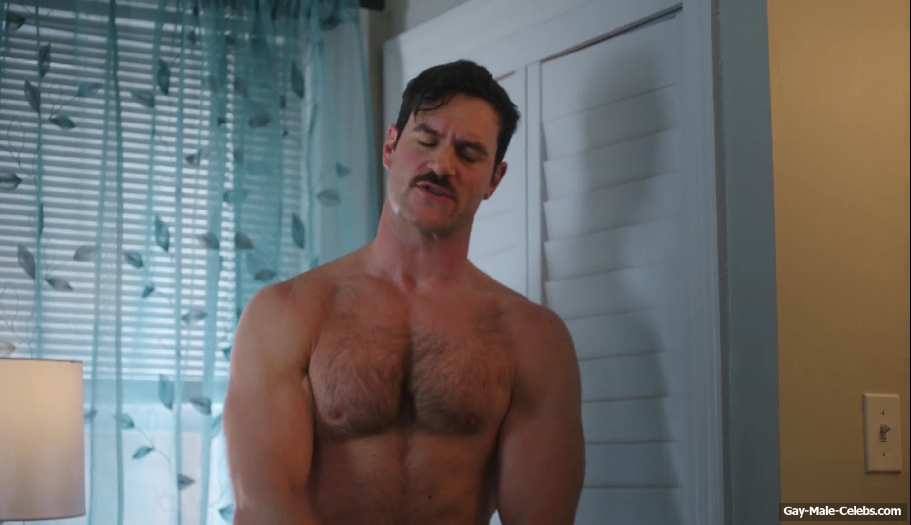 Evan Mulrooney Nude and Exposed His Muscle Ass in Tires