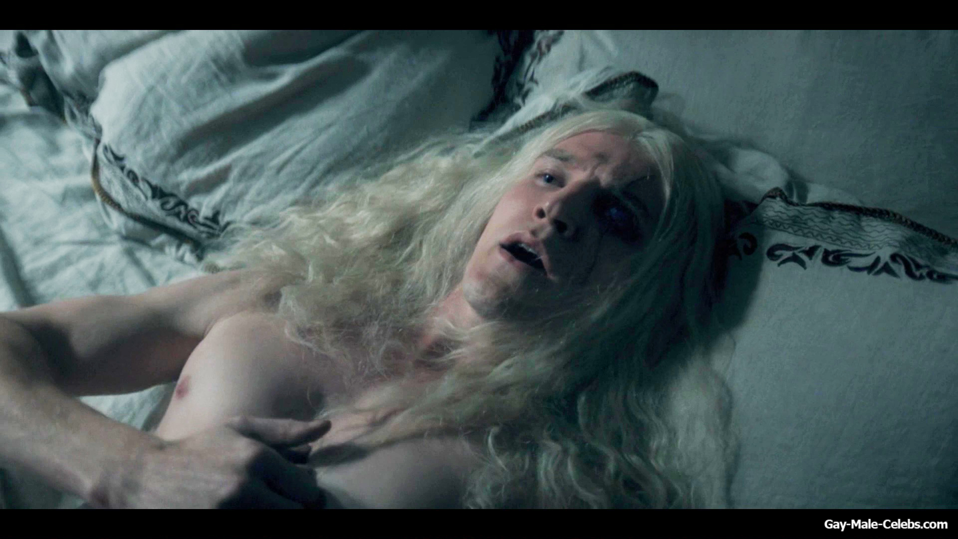 Ewan Mitchell Nude And Sex Scenes in House Of The Dragon