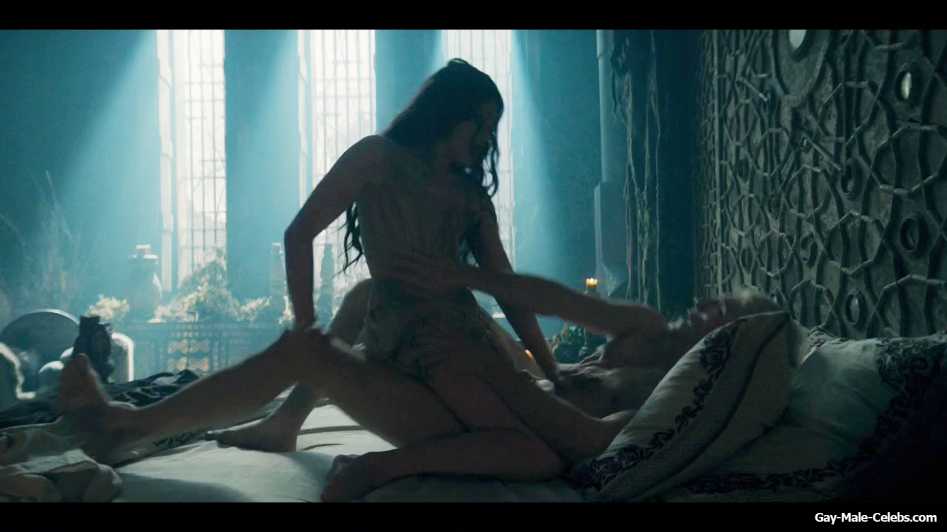 Ewan Mitchell Nude And Sex Scenes in House Of The Dragon