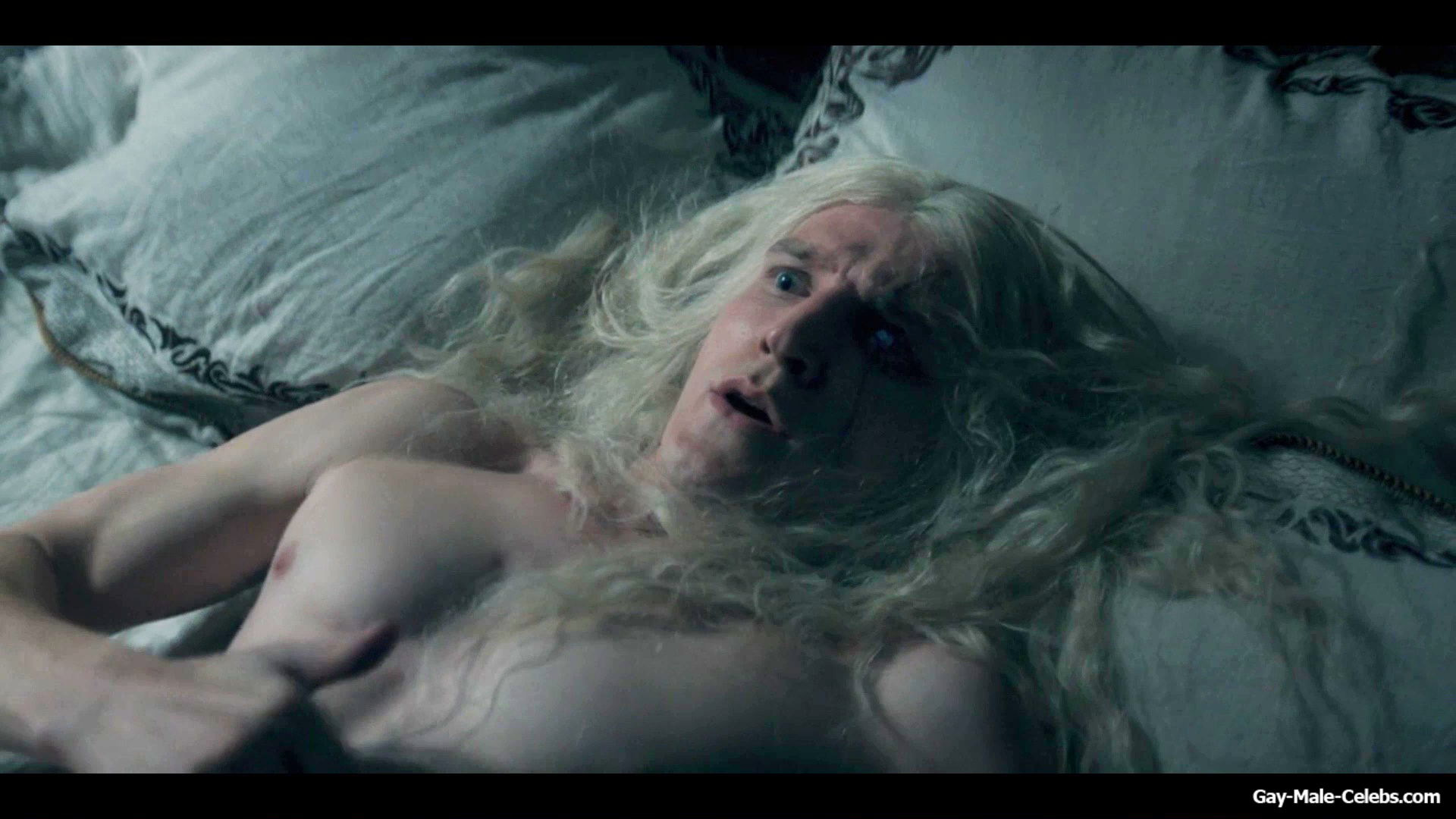 Ewan Mitchell Nude And Sex Scenes in House Of The Dragon