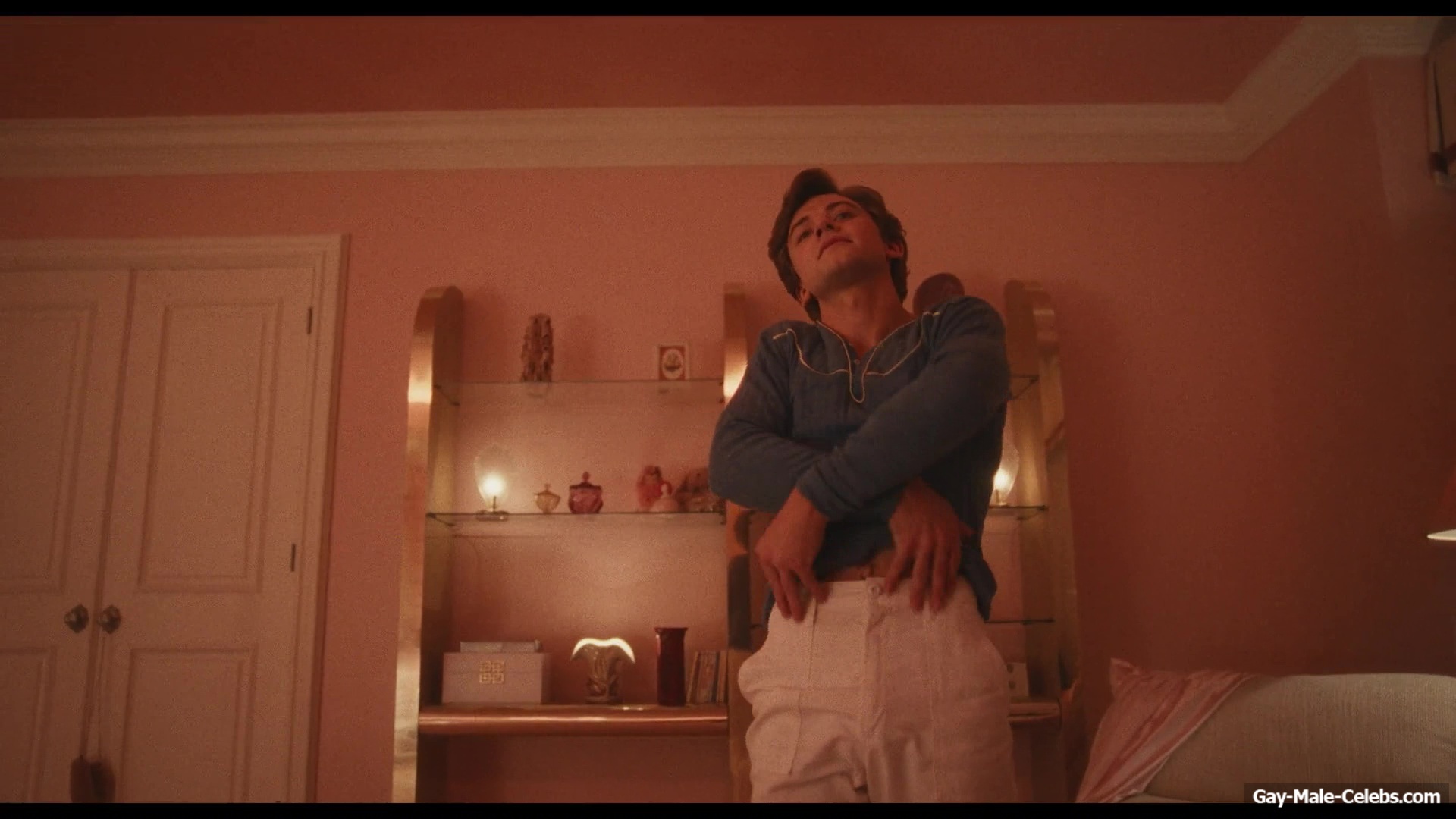 Igby Rigney Cock Bulge And Shirtless Scenes in The Shards