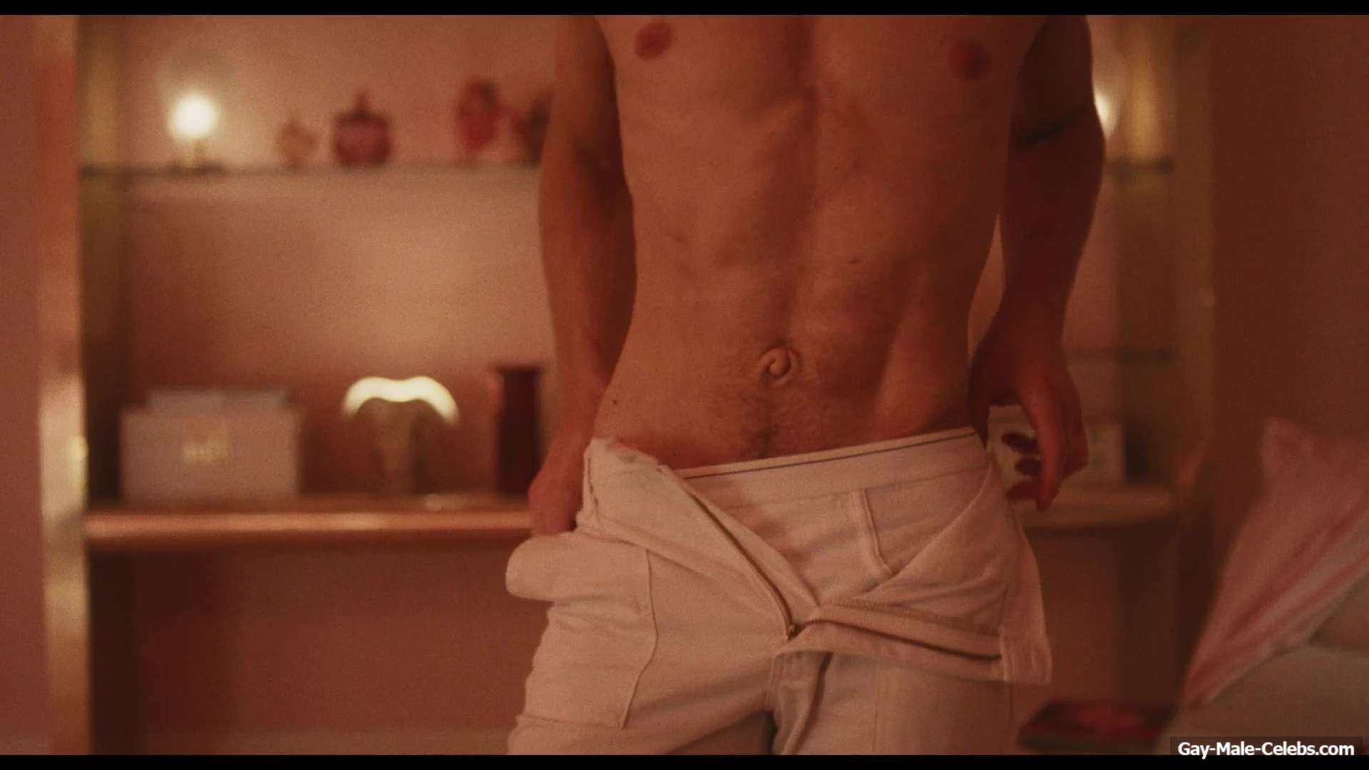 Igby Rigney Cock Bulge And Shirtless Scenes in The Shards