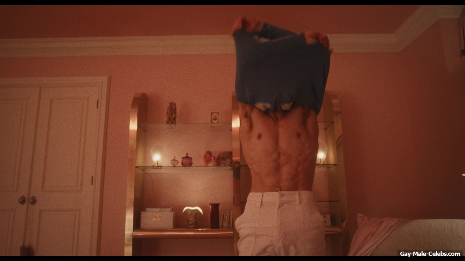 Igby Rigney Cock Bulge And Shirtless Scenes in The Shards