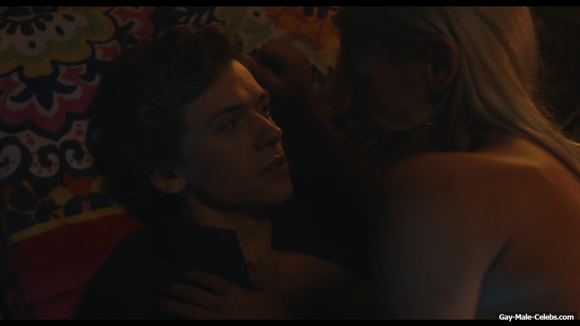Igby Rigney Cock Bulge And Shirtless Scenes in The Shards