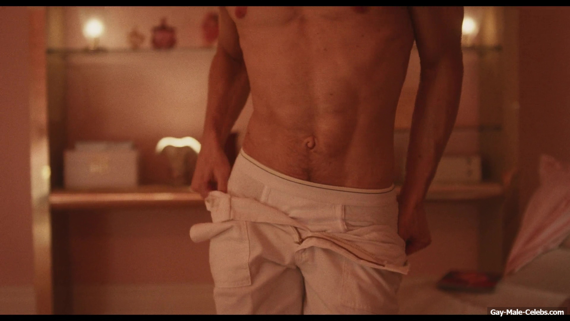 Igby Rigney Cock Bulge And Shirtless Scenes in The Shards