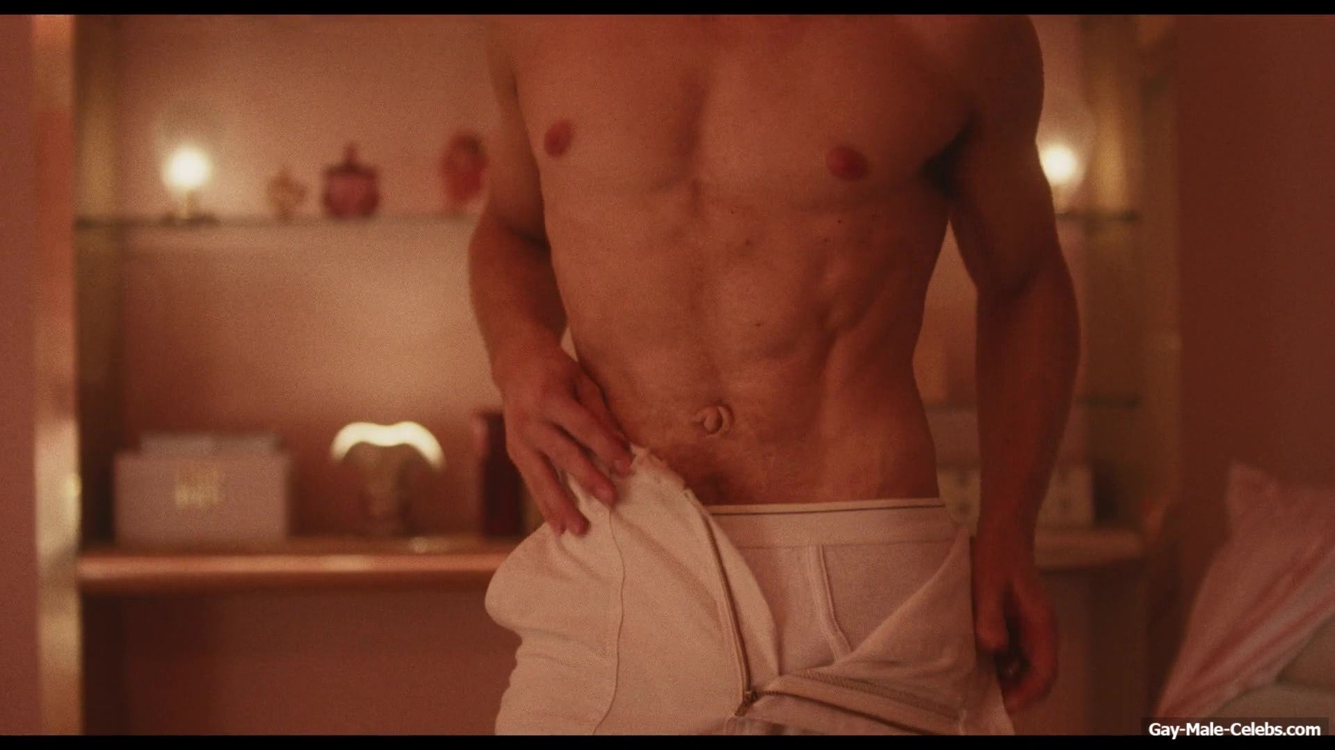 Igby Rigney Cock Bulge And Shirtless Scenes in The Shards