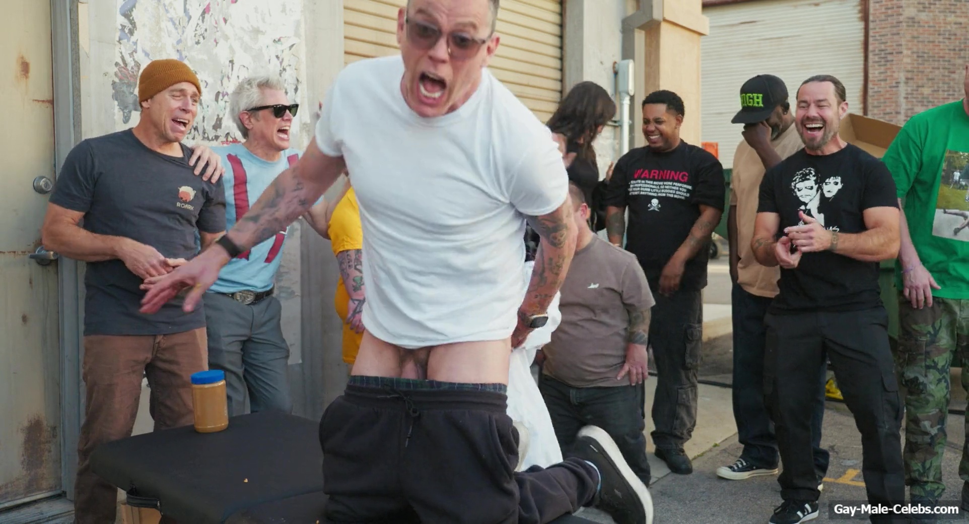 Steve-O Frontal Nude and Anal Fingering Scene in Jackass Best And Last
