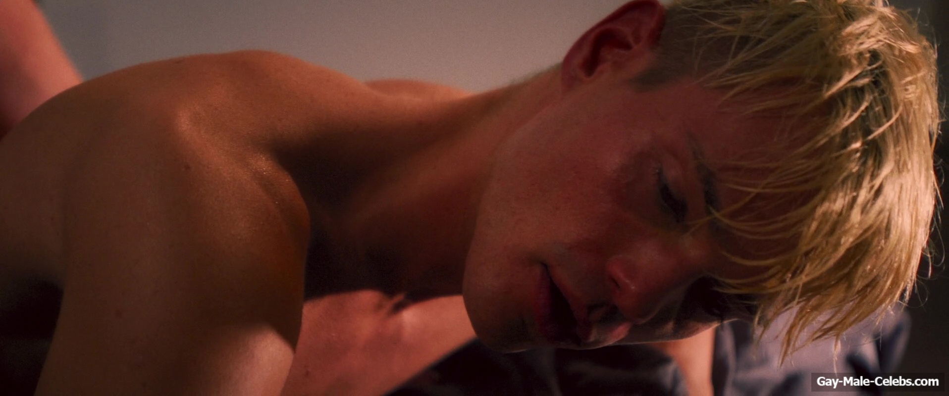 Tim Pocock and Tom Rodgers Nude And Gay Sex Scenes in Body Blow