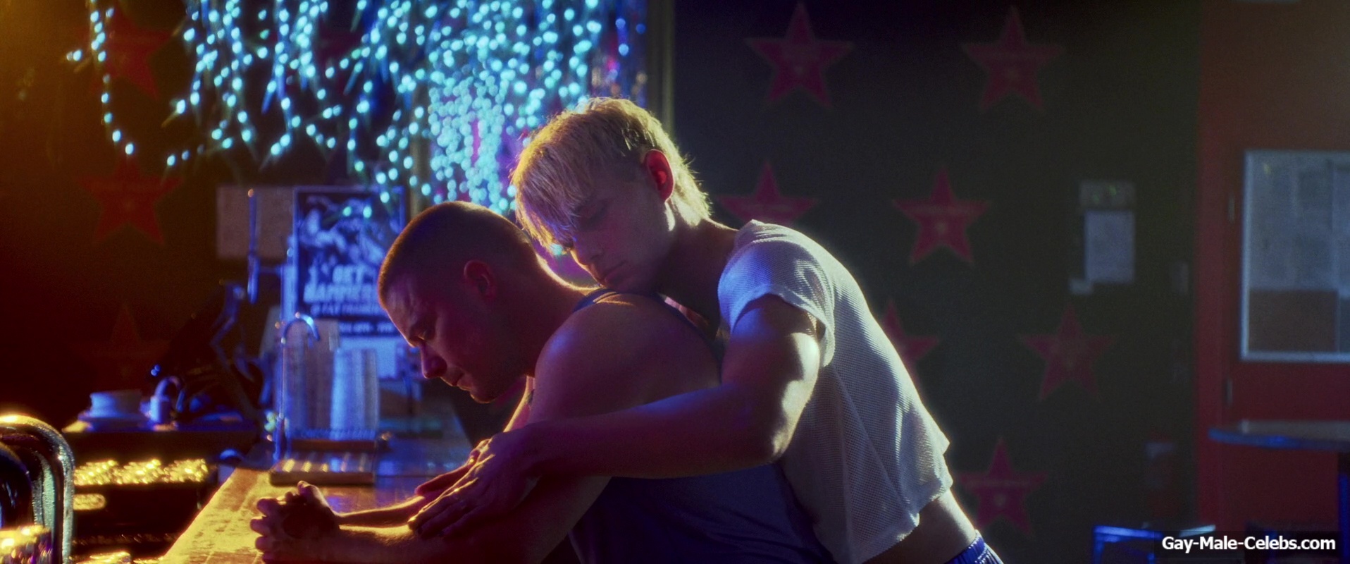 Tim Pocock Nude And Jerk Off Scenes in Body Blow