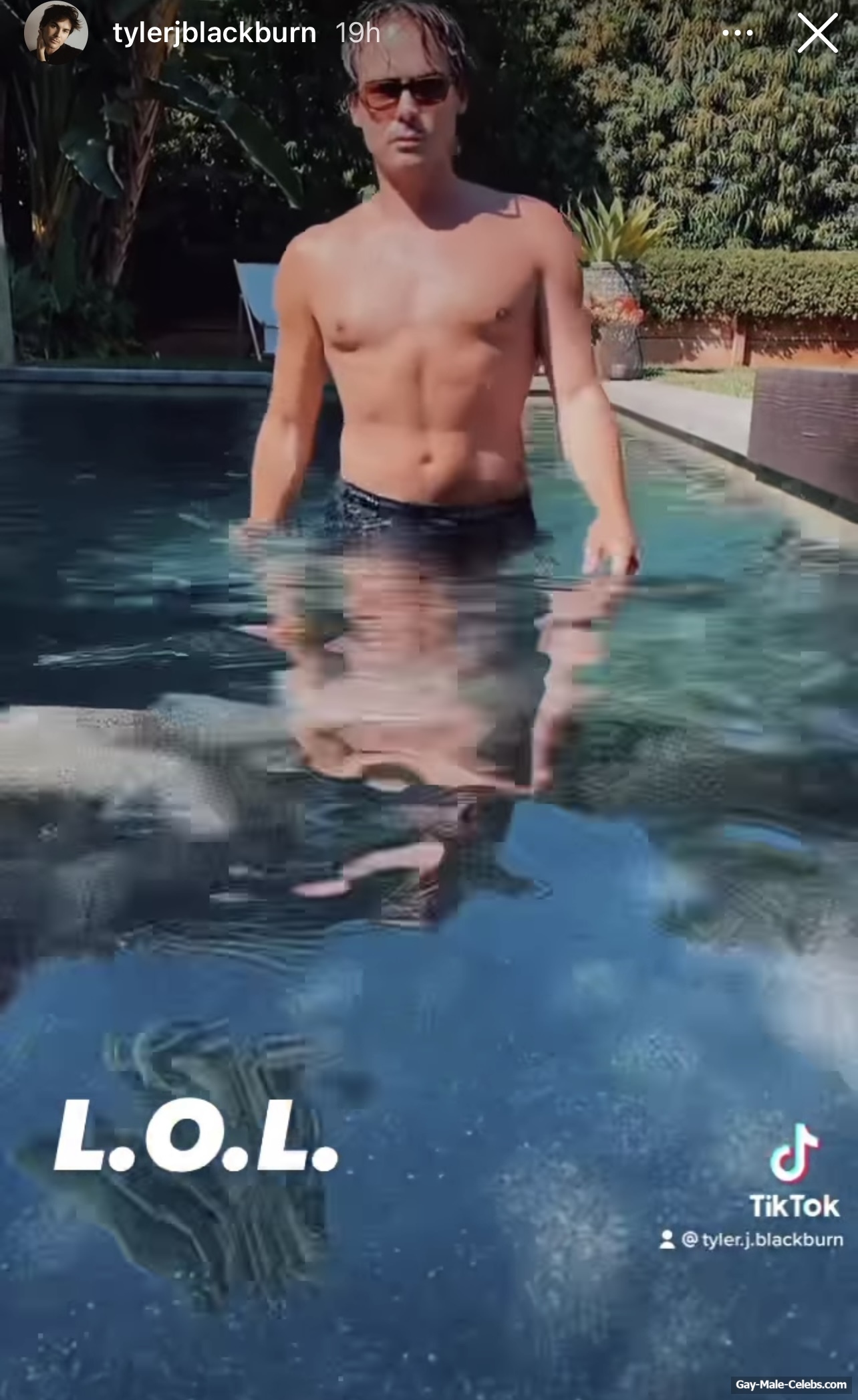 Tyler Blackburn Cut Cock Slip and Nude Photos