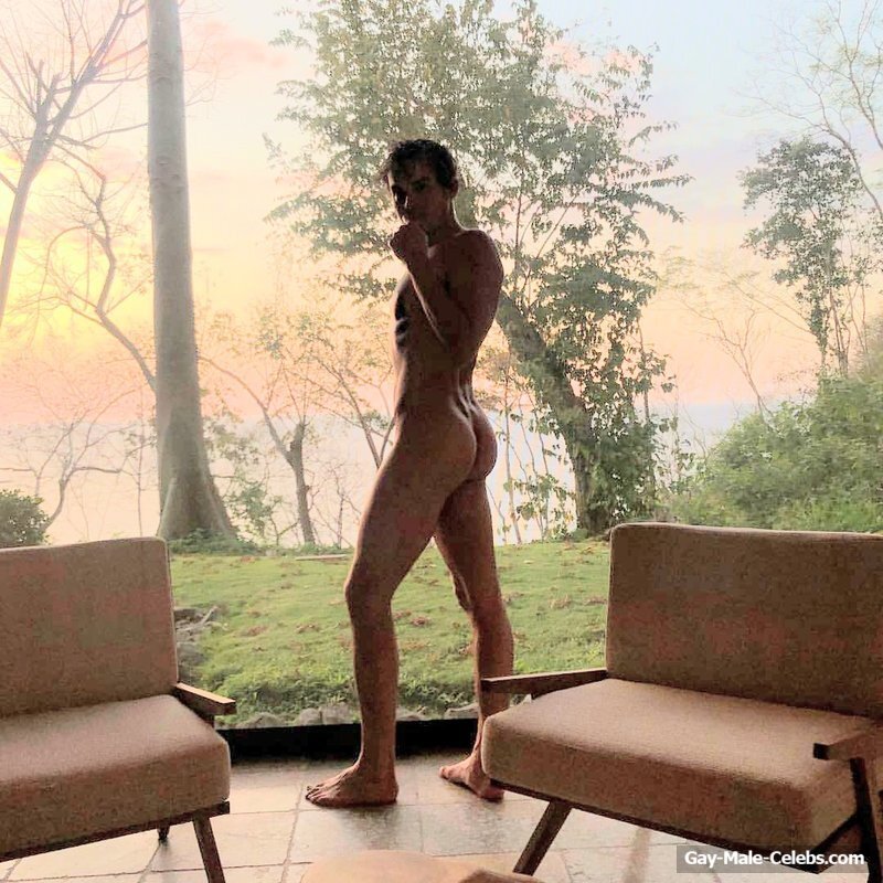 Tyler Blackburn Cut Cock Slip and Nude Photos