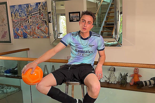 Young Straight Footballer Shows off his Lean Body & Edges his Long Uncut Cock