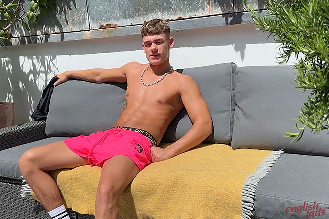 Young Straight Teen Wanks his Big Uncut Cock Outdoors