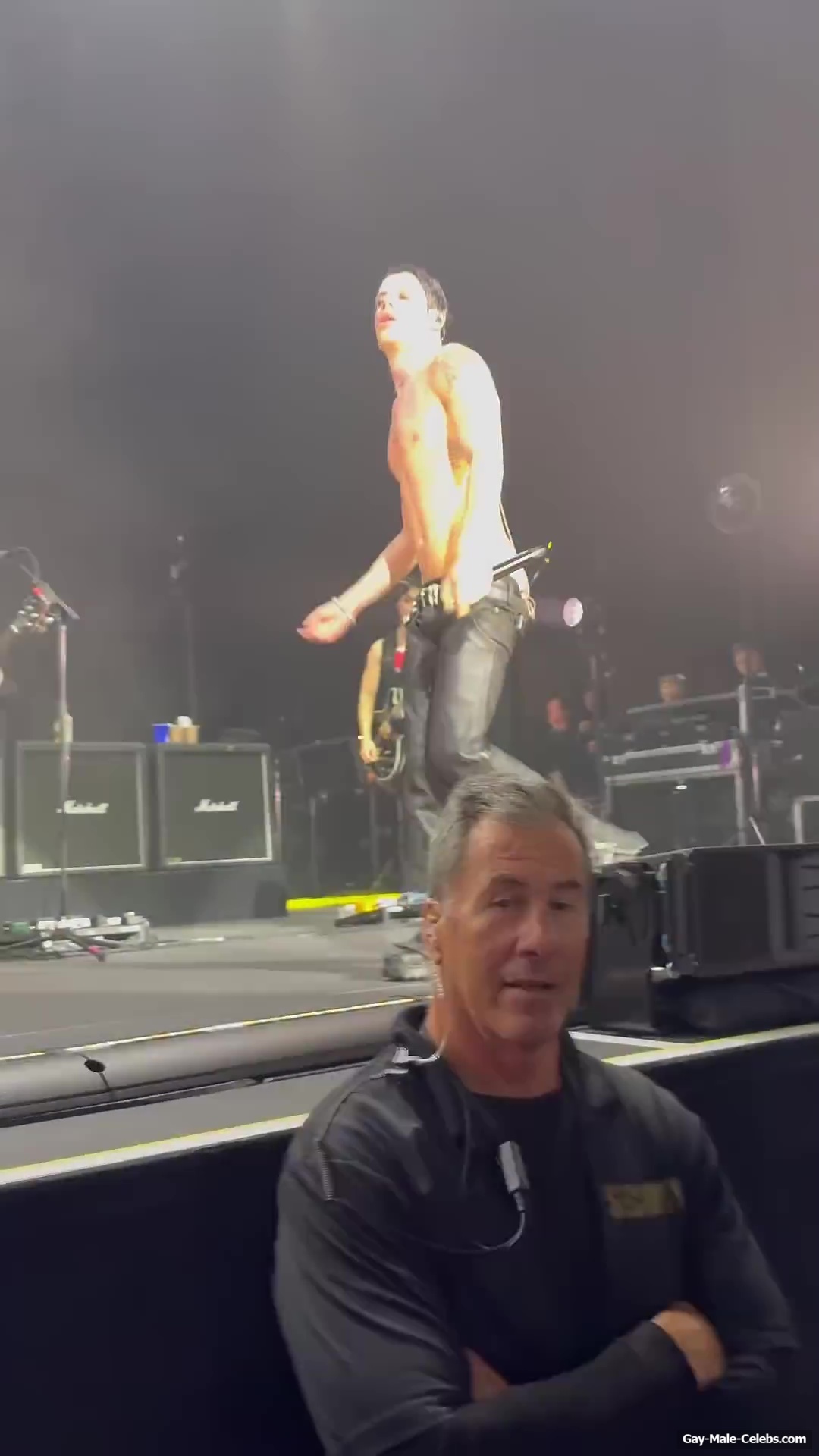 Yungblud Ass Slip Moment At The Concert