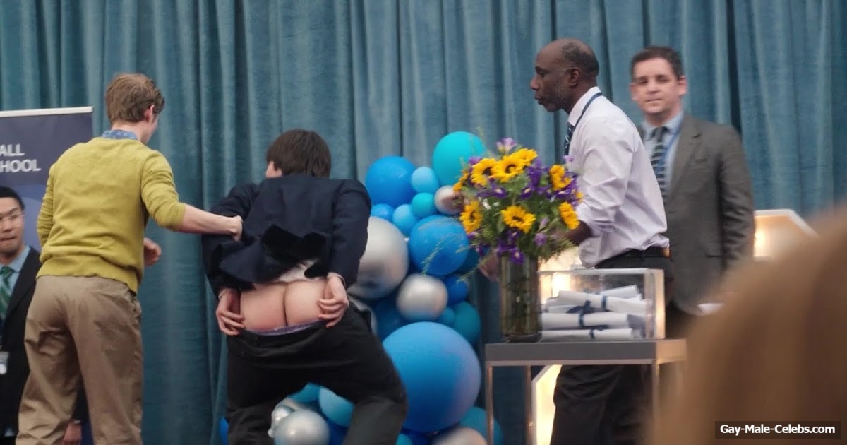 Aran Murphy Nude Ass Scenes in Youth
