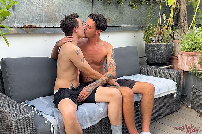 Young Straight Aiden 1st Man Suck & his Rock Hard Uncut Cock Squirts!