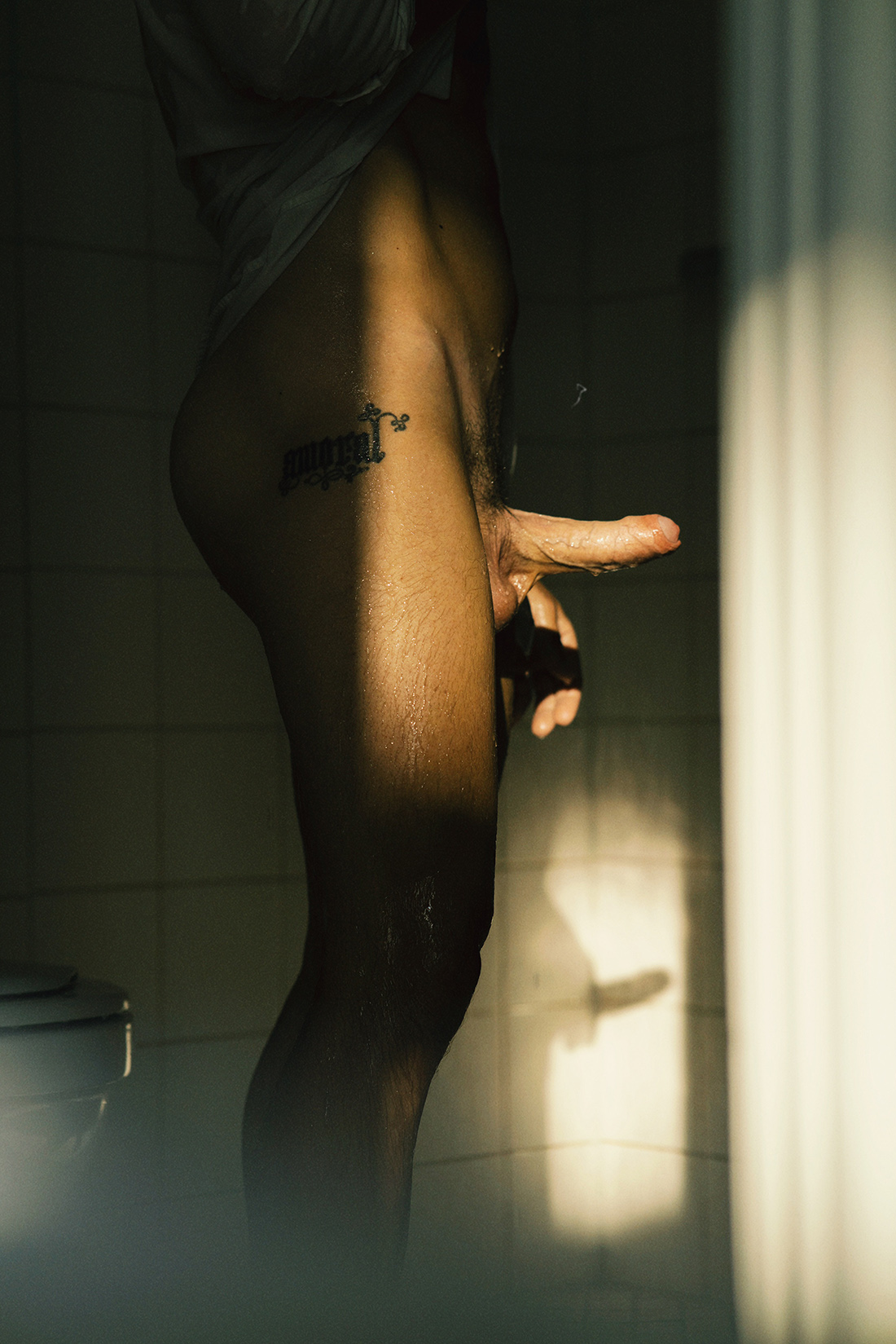 A refreshing shower with M