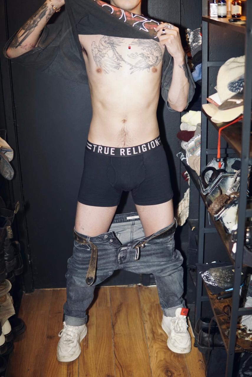 Aaron Robinson: The Tattooed Punk Twink Dropping His Pants in His Bedroom