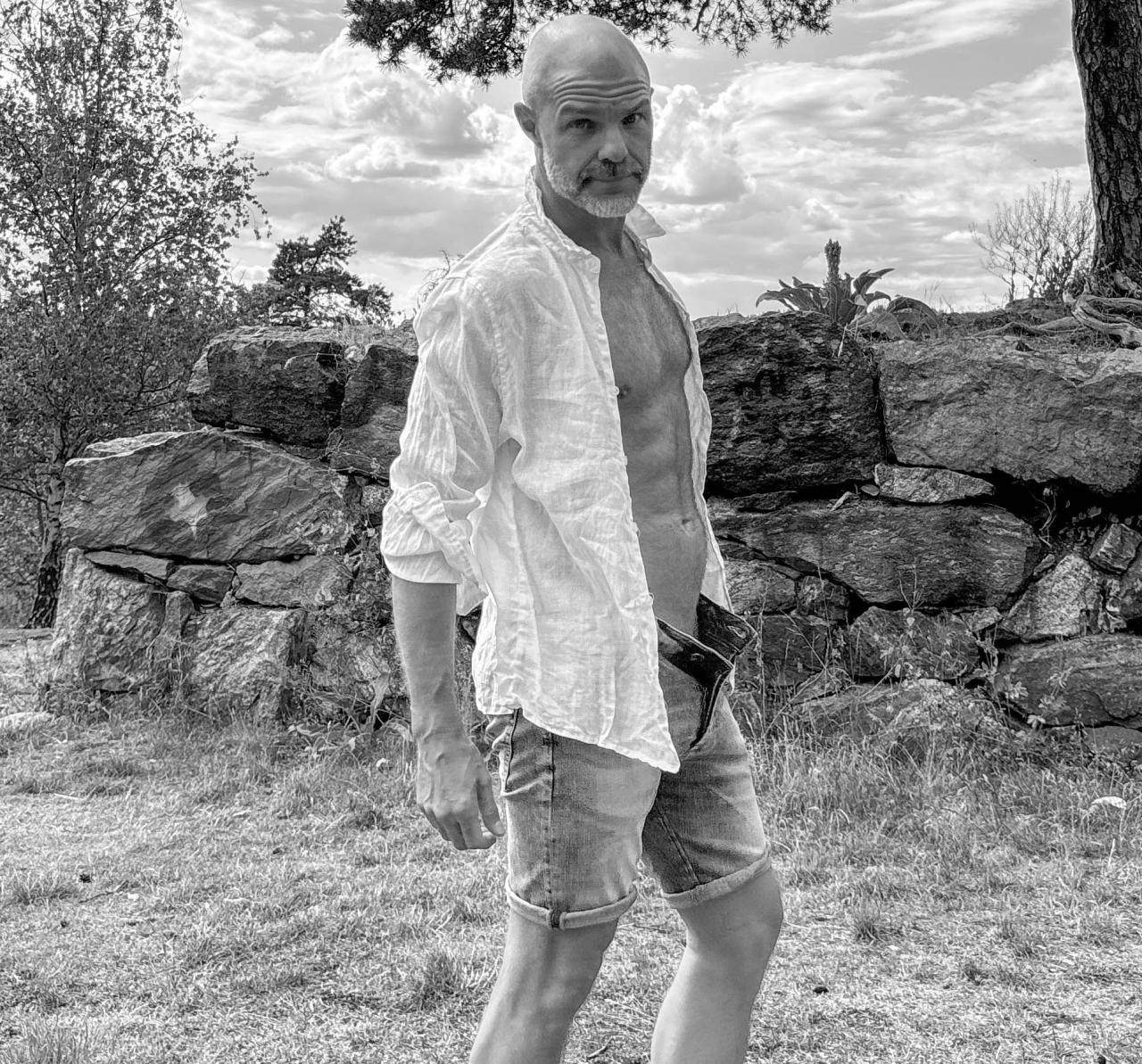Anders Frisk from Stockholm — nude & free