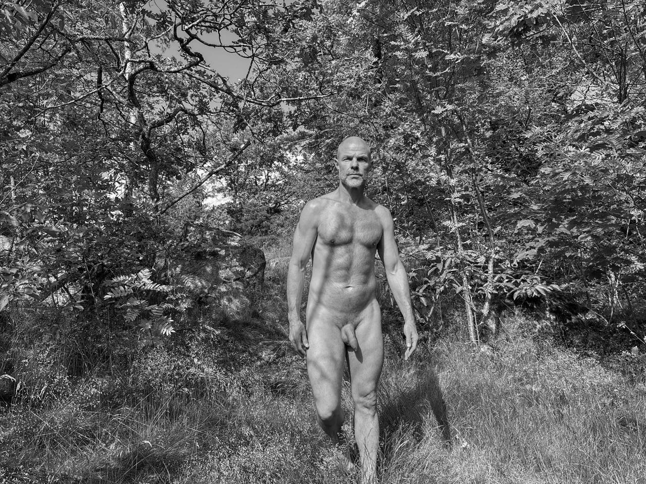 Anders Frisk from Stockholm — nude & free