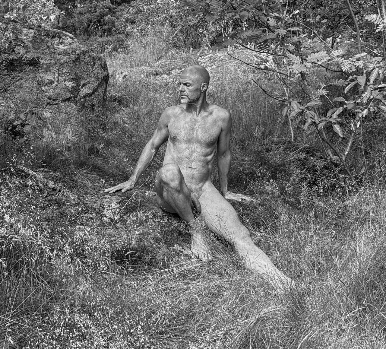 Anders Frisk from Stockholm — nude & free