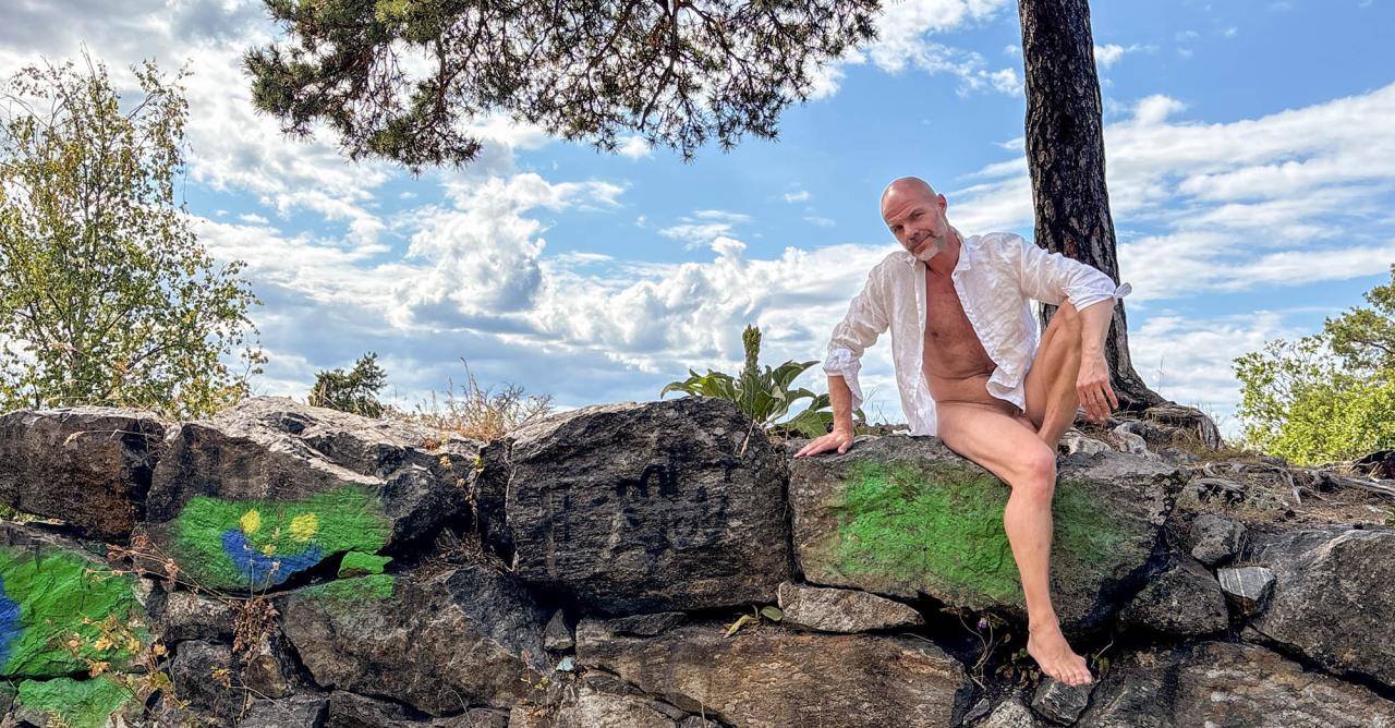 Anders Frisk from Stockholm — nude & free