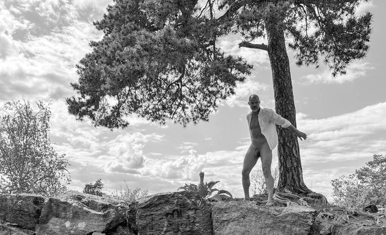 Anders Frisk from Stockholm — nude & free