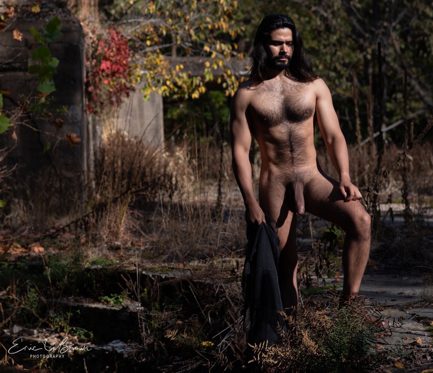 Arquinancho: Long Hair, Wolf Chest and Dick in the Wind