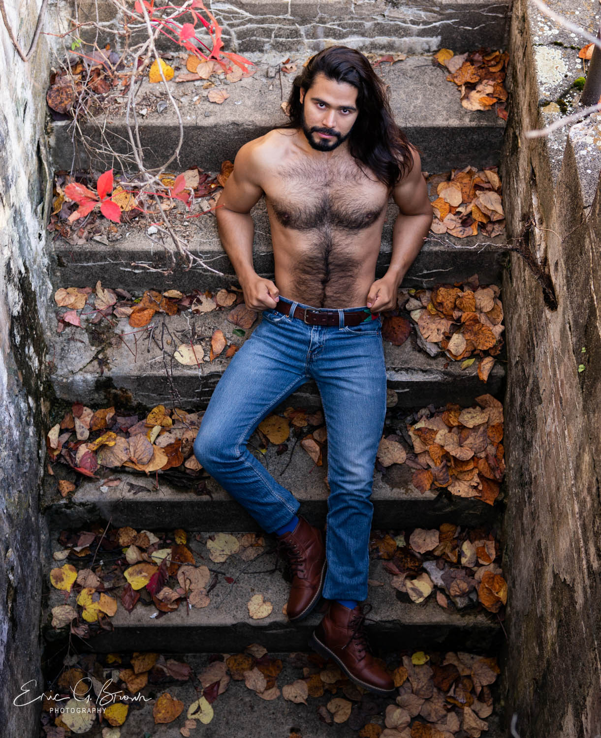 Arquinancho: Long Hair, Wolf Chest and Dick in the Wind