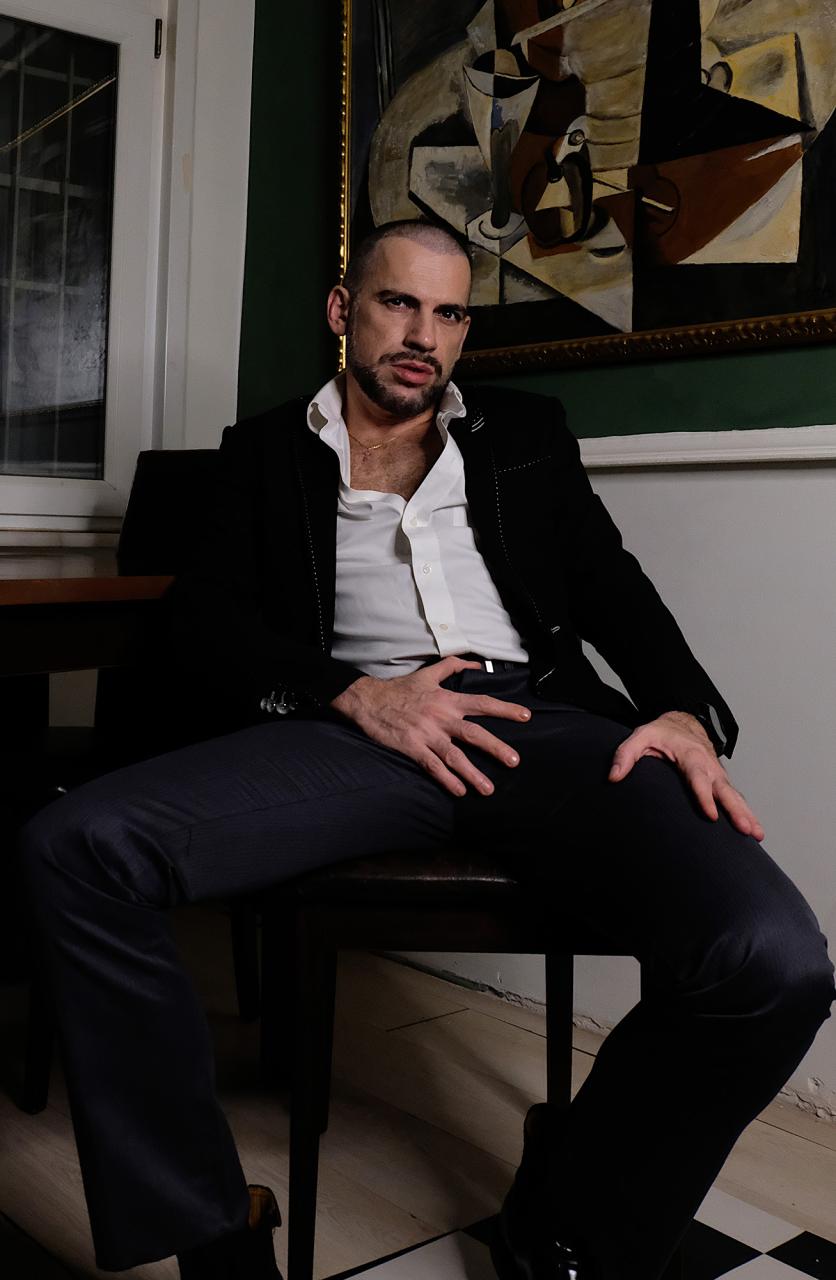Bartek Bialy: In a Suit, He Takes Out His Cock and Watches You Take It