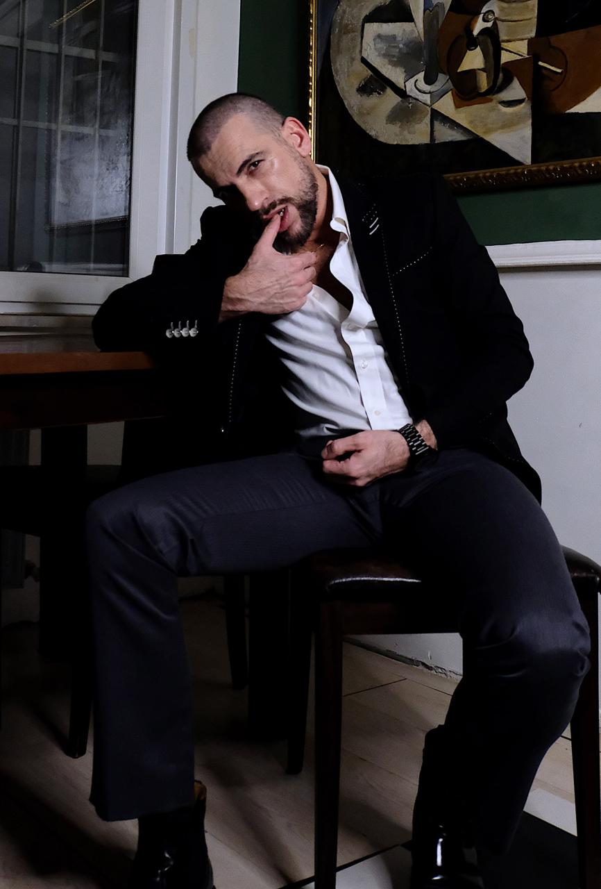 Bartek Bialy: In a Suit, He Takes Out His Cock and Watches You Take It