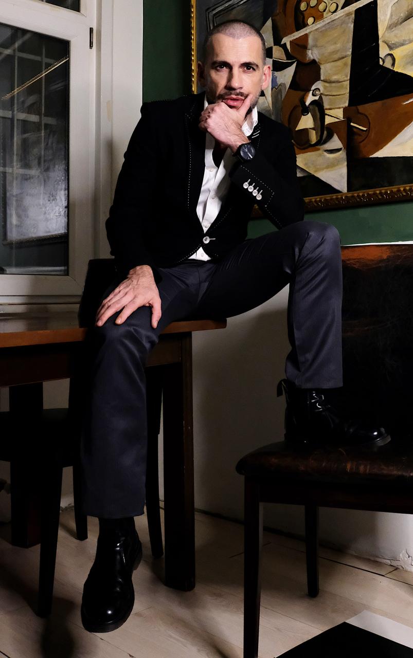 Bartek Bialy: In a Suit, He Takes Out His Cock and Watches You Take It