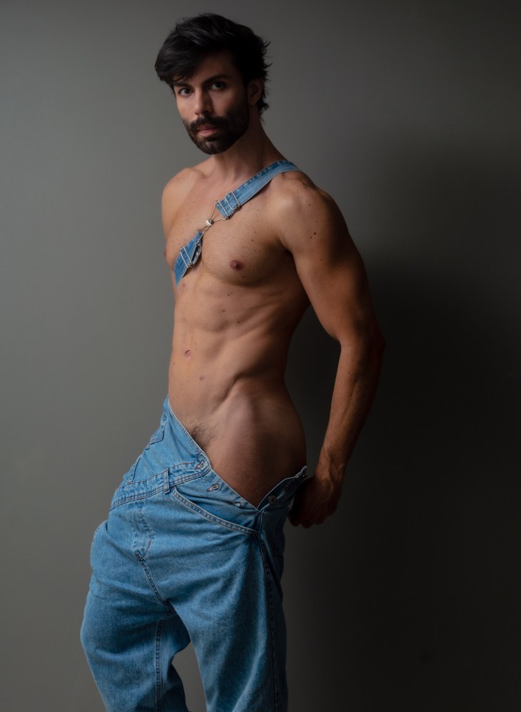 Brazilian DJ Guilherme Acrizio reveals himself to Beto Urbano
