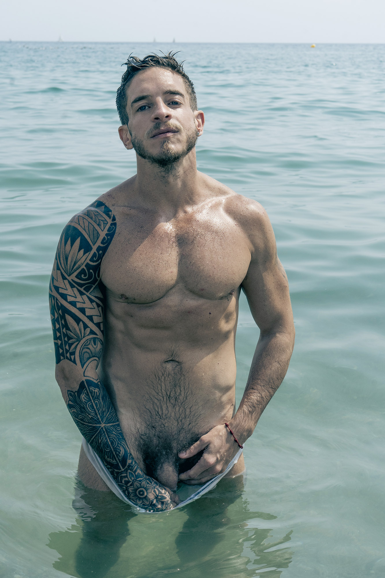 Dave Wikkinson, Pure Sensuality on the Beach