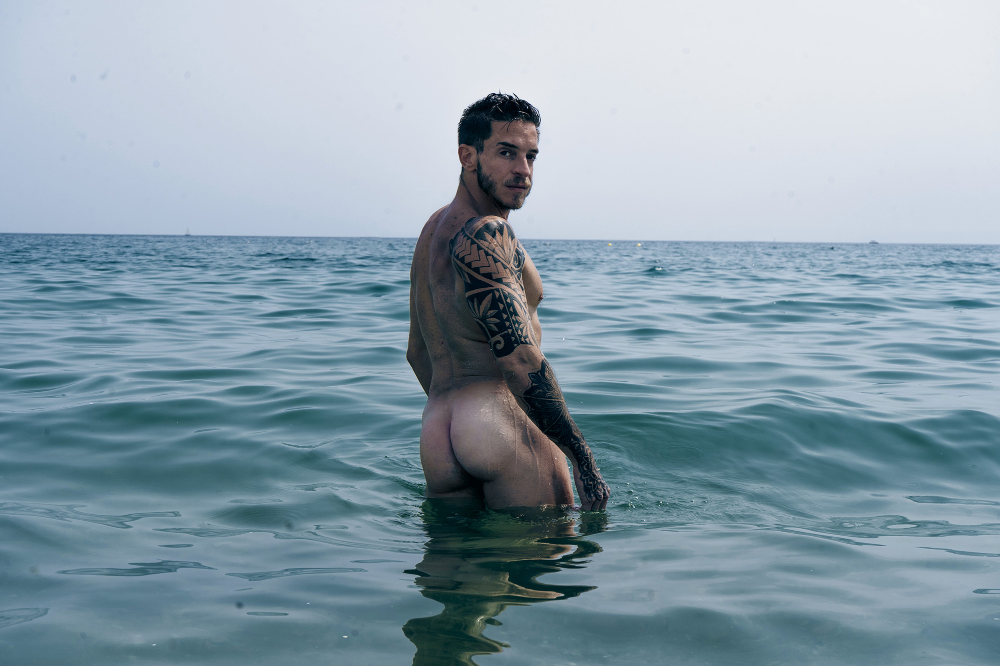 Dave Wikkinson, Pure Sensuality on the Beach